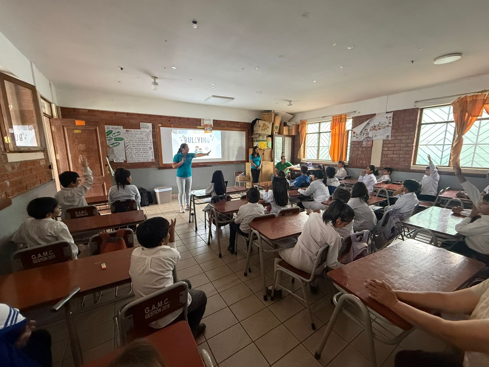 Niños y adolescentes